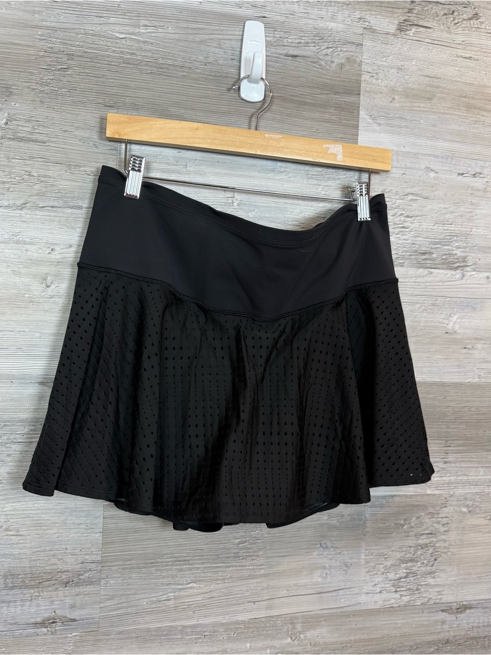 Athleta A-Game 14" Tennis Golf Skort L Black Compressed Built-In Shorts - Picture 1 of 9